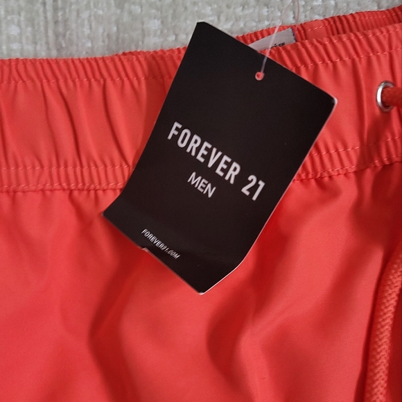 New Forever 21 Coral Board Swim Shorts (XL) - Picture 16 of 16